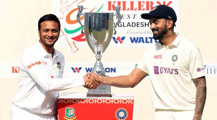 টস জিতে বাংলাদেশকে ফিল্ডিংয়ে পাঠাল ভারত