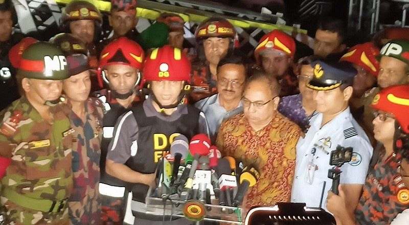 খাজা টাওয়ারে দাহ্য পদার্থ বেশি ছিল: ফায়ার ডিজি