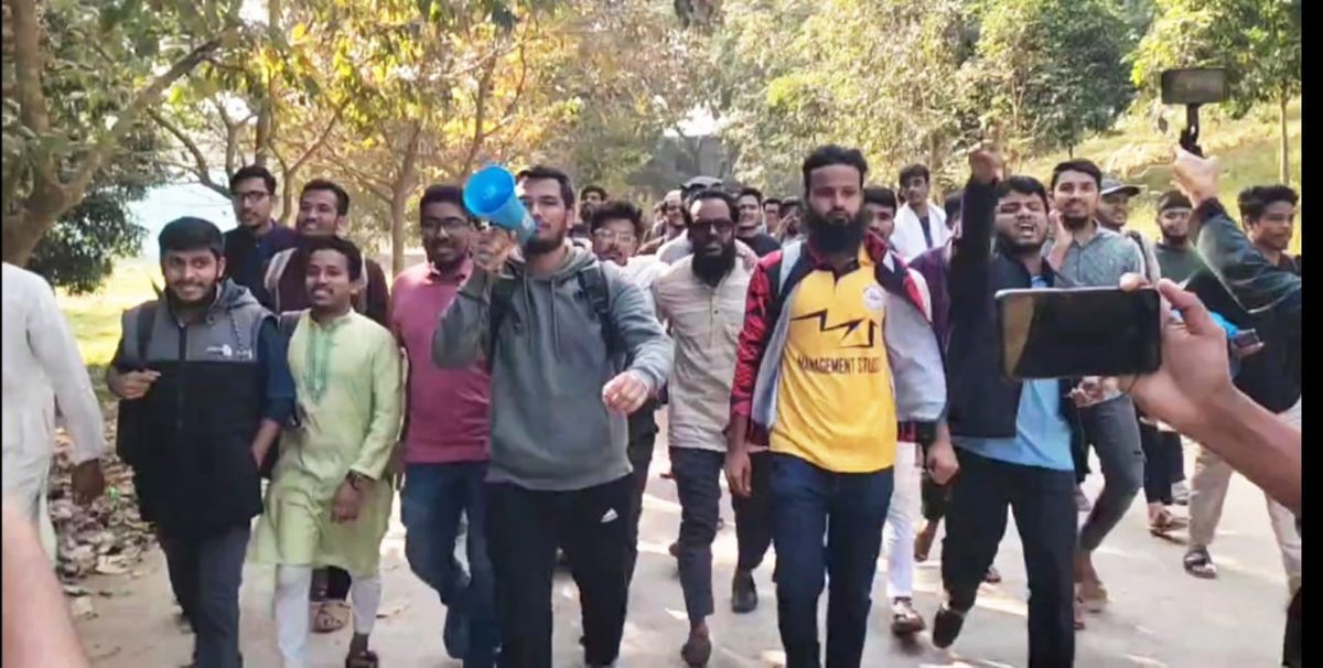 সিরিয়ায় বিজয়ে কুবিতে আনন্দ মিছিল