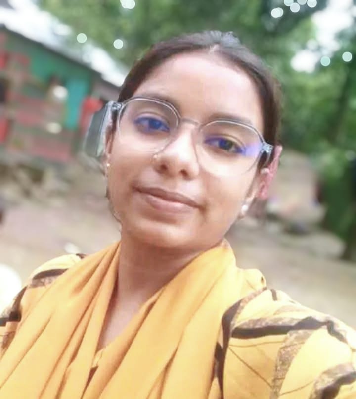 গৃহবধূর ঝুলন্ত মরদেহ উদ্ধার:শ্বশুর-শাশুড়ি আটক, স্বামী পলাতক