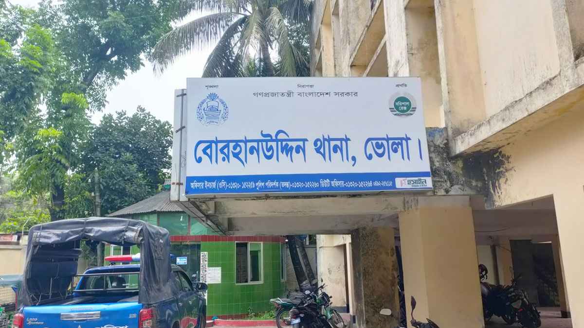 স্বামীর সঙ্গে অভিমান, বিষ খেয়ে দুনিয়া ছাড়লেন স্ত্রী