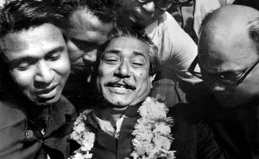 বঙ্গবন্ধু'র স্বদেশ প্রত্যাবর্তন দিবস আজ