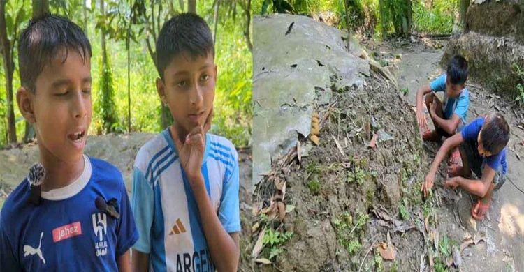 পরকীয়ার টানে চলে গেছেন মা, বাবার কবরের পাশে বসে থাকে দুই অসহায় শিশু