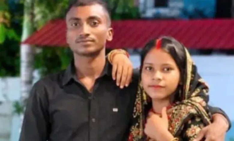 খাবার দিতে দেরি হওয়ায় ভাবির মাথা কেটে গাছে ঝুলালেন যুবক