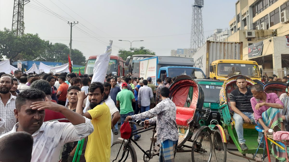 বিএনপির গণমিছিলে সায়েদাবাদ ও কমলাপুরে তীব্র যানজট