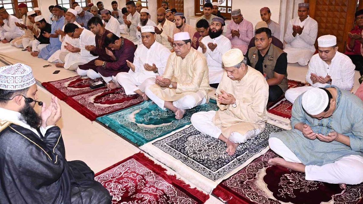 ঈদে মিলাদুন্নবী (সা.) উপলক্ষ্যে বঙ্গভবনে বিশেষ দোয়া ও মিলাদ মাহফিল