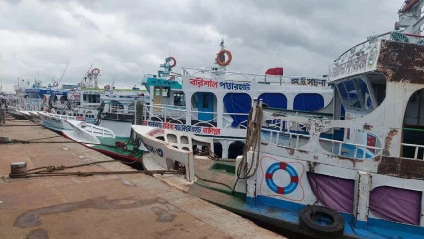 ঘূর্ণিঝড় রেমাল:উপকূলীয় এলাকায় লঞ্চসহ নৌযান চলাচল বন্ধের নির্দেশ