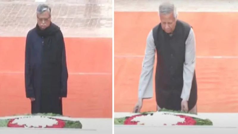 শহীদ বুদ্ধিজীবী স্মৃতিসৌধে রাষ্ট্রপতি-প্রধান উপদেষ্টার শ্রদ্ধা