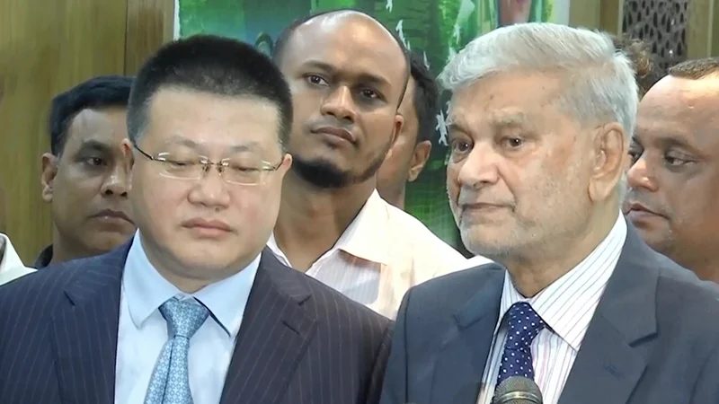 বাংলাদেশের রাজনীতিতে হস্তক্ষেপ করবে না চীন: রাষ্ট্রদূত