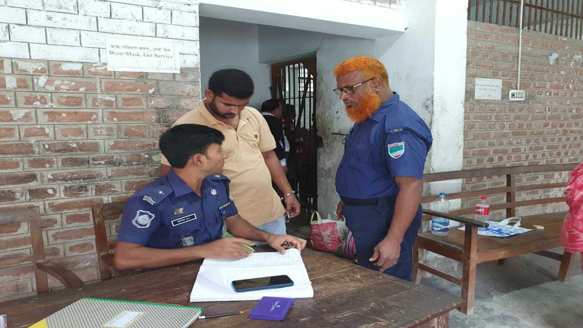 মাদক মামলায় মা-ছেলের ১০ বছরের জেল