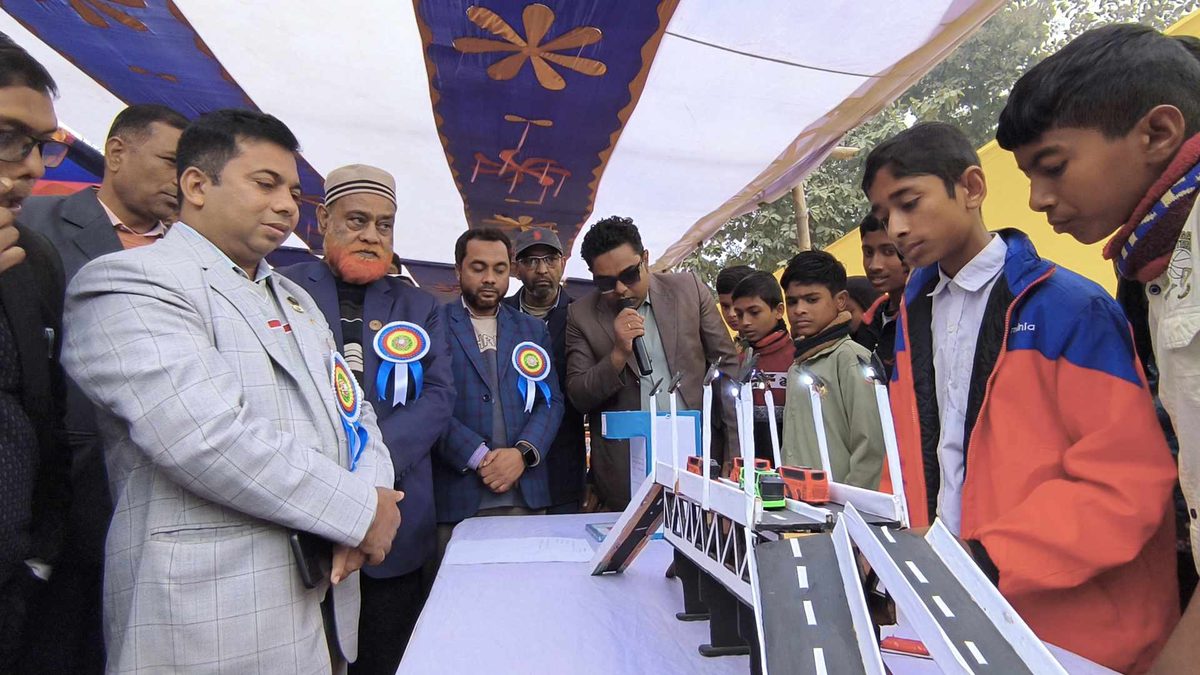 মেলান্দহে বিজ্ঞান মেলার সমাপনী ও পুরস্কার বিতরণ
