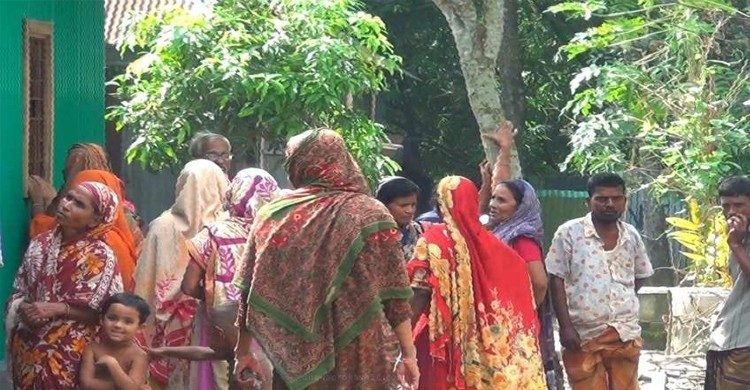 বিয়ের দেড় মাসপর বাবার বাড়িতে জীবন দিলেন নববধূ