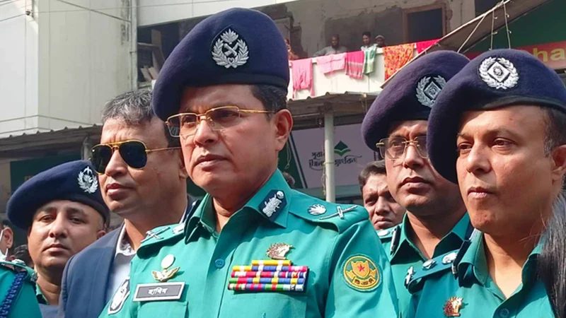 হরতাল-অবরোধকারীরাই ট্রেনে আগুন দিয়েছে: ডিএমপি কমিশনার