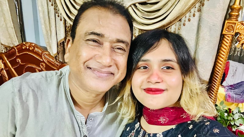 বাবাকে নিয়ে এমপি কন্যার আবেগঘন স্ট্যাটাস,‘আল্লাহ কি নেই?'
