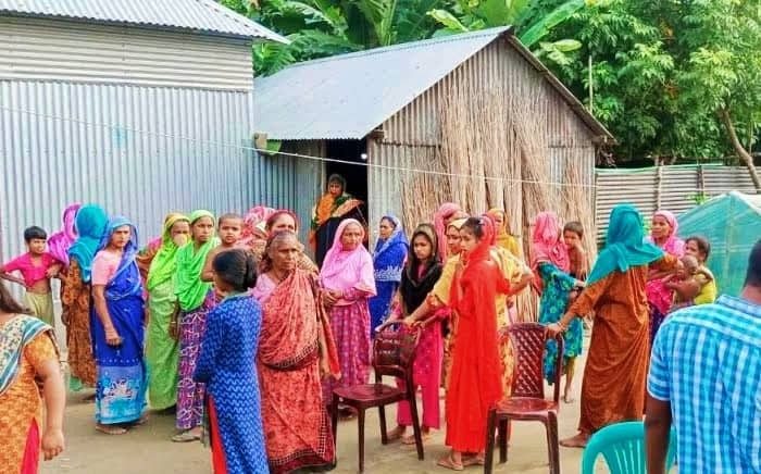 ফ্রিজ থেকে পান নিতে গিয়ে বিদ্যুৎস্পৃষ্টে বৃদ্ধার মৃত্যু