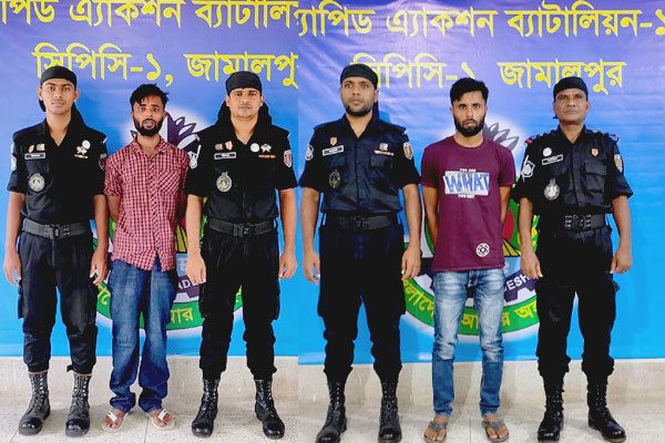 সাউন্ডবক্স বাজানো নিয়ে রিকশাচালক হত্যা, মূলহোতাসহ গ্রেপ্তার ২