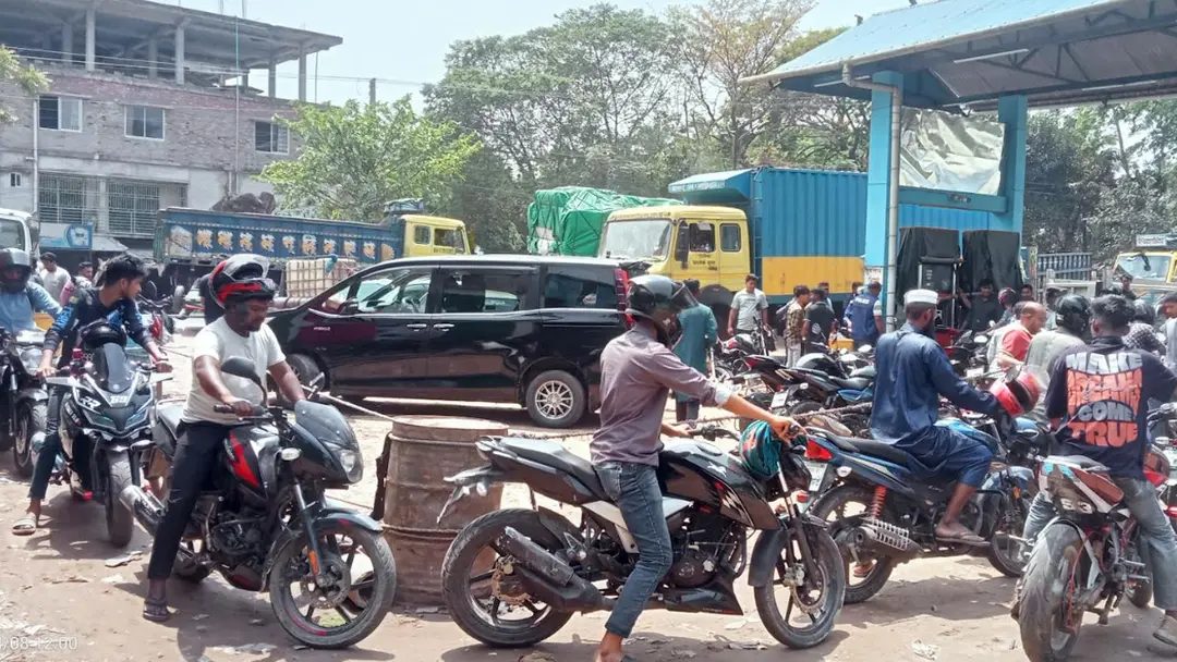 তেলের দাম সমন্বয় করায় সরকারকে সাধুবাদ জানাল পাম্প মালিক সমিতি