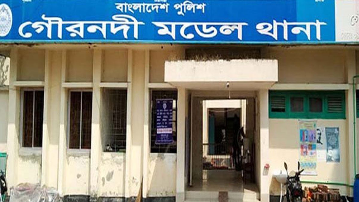 প্রধানমন্ত্রীকে নিয়ে স্ট্যাটাস, বিএনপি নেতা গ্রেপ্তার