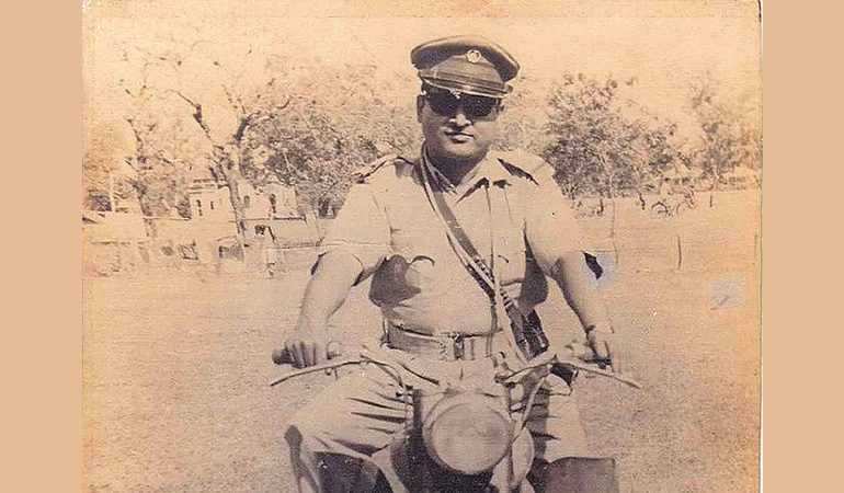 মহান মুক্তিযুদ্ধের সাহসী পুলিশ কর্মকর্তা শহীদ বুদ্ধিজীবী আব্দুল কাদের