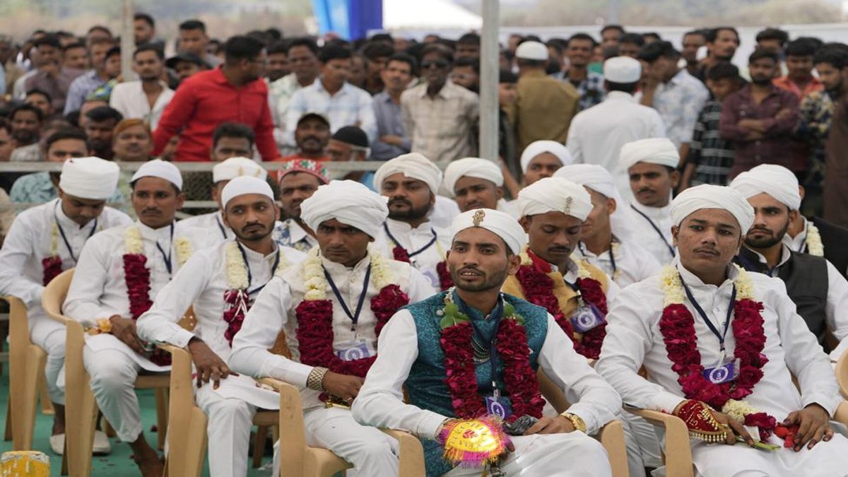 গুজরাটে ১২৯ যুগলের বিয়ে