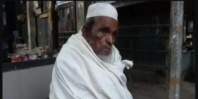 আজান শুনতেই ১২৭ বছর বয়সেও হেঁটে মসজিদে যান তিনি!