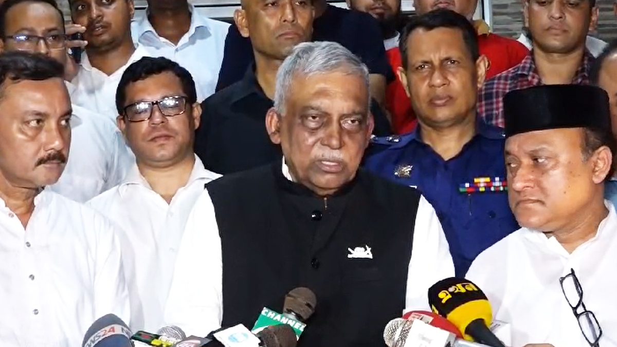 মিয়ানমার থেকে আর কাউকে দেশে ঢুকতে দেয়া হবে না:স্বরাষ্ট্রমন্ত্রী