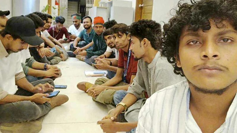 সচিবালয়ে অনশনে তিতুমীরের শিক্ষার্থীরা