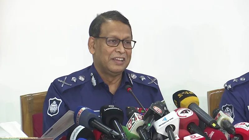 পুলিশের কেউ দুর্নীতি করলে ছাড় দেয়া হবে না: আইজিপি