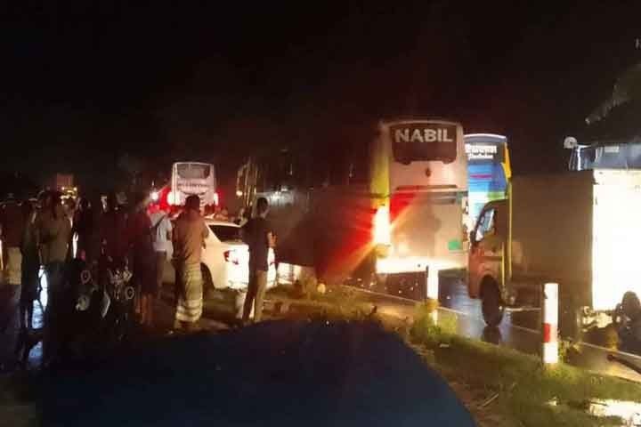 ‘নেশাগ্রস্ত' অবস্থায় গাড়ি চালানোয় ঘটেছে দুর্ঘটনা’