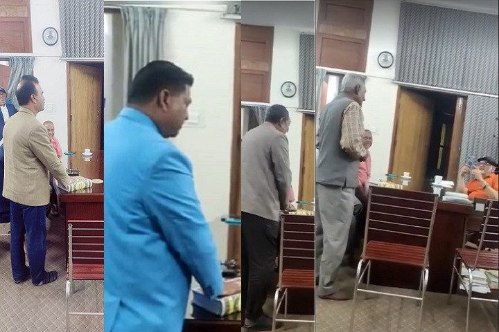 নৌকার পক্ষে কাজ করতে জনপ্রতিনিধিদের কোরআন ছুঁয়ে শপথ করালেন এমপি