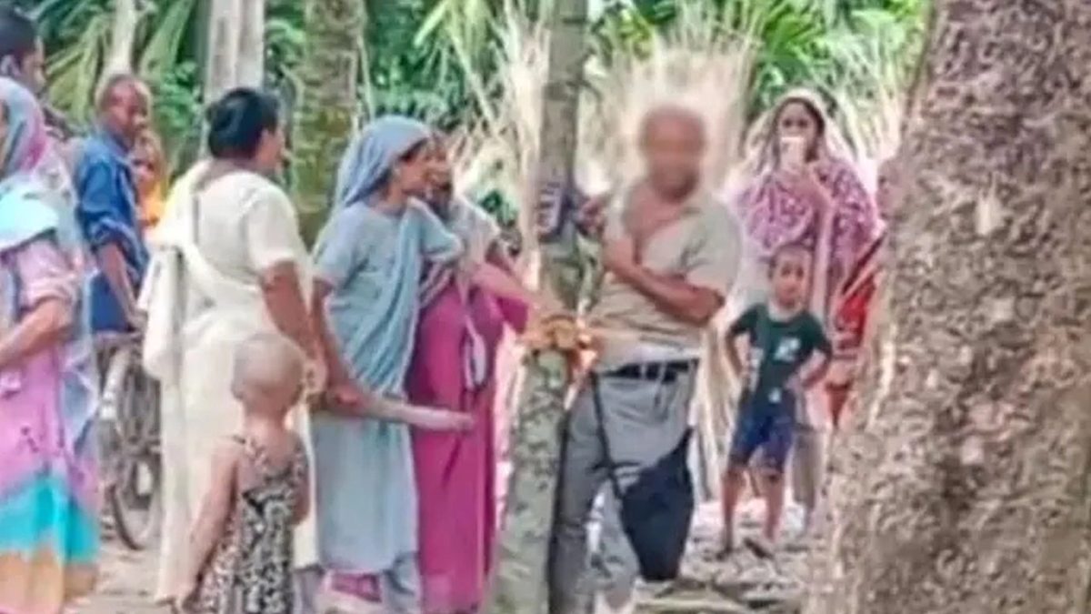 শিক্ষককে গাছে বেঁধে মধ্যযুগীয় কায়দায় নির্যাতনের অভিযোগ