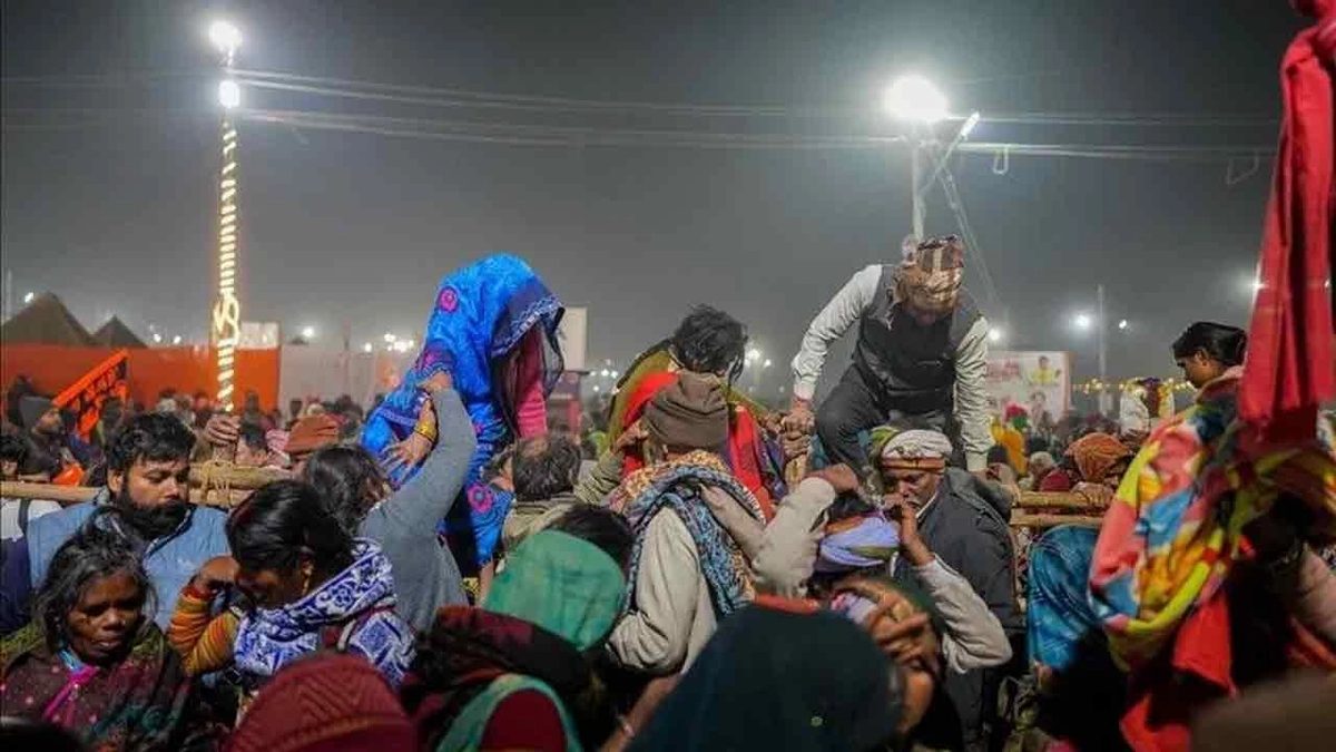 বিহারের মন্দিরে পদপিষ্ট হয়ে ৭ পুণ্যার্থীর মৃত্যু