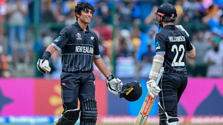 আফ্রিদি-রউফদের তুলোধুনো করে রানপাহাড়ে নিউজিল্যান্ড