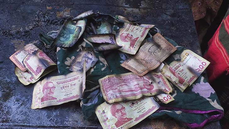 ভিক্ষুকের বেঁচে থাকার স্বপ্ন আগুনে ভস্মীভূত