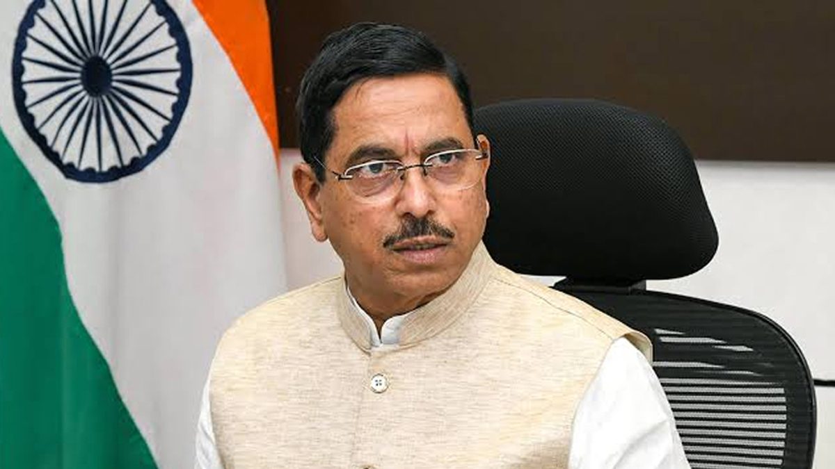 ভারতের নতুন শিক্ষামন্ত্রী প্রহ্লাদ জোশী
