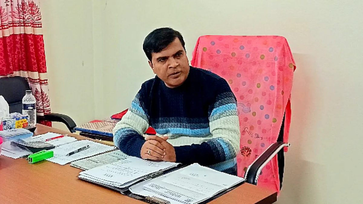মামলার হুমকি দেওয়া সেই রেঞ্জ কর্মকর্তা সাময়িক বরখাস্ত