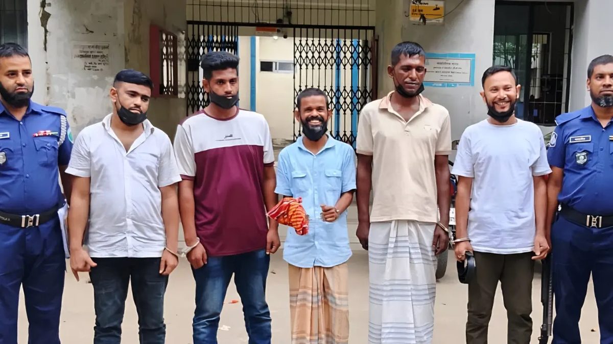 পত্রিকা অফিস খুলে মাদকের কারবার, তিন ‘কথিত’ সাংবাদিকসহ আটক ৫