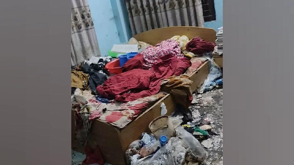 সেই বৃদ্ধার সঙ্গে মানবাধিকার লঙ্ঘন হয়েছে কি না, তদন্ত চেয়ে হাইকোর্টে রিট