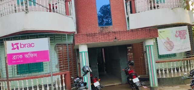 কুমারখালীতে সেফটি গেটের তালা ভেঙে দুর্ধর্ষ চুরি, নগদ টাকা স্বর্ণালঙ্কার লুট
