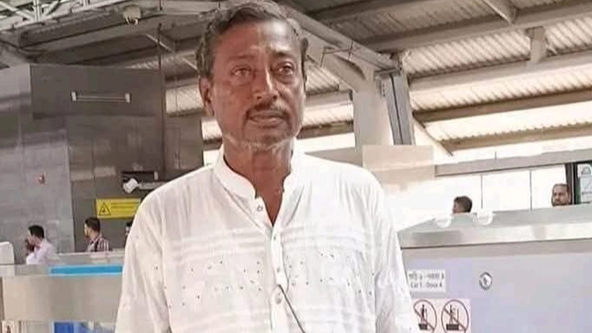 বাবাকে কুপিয়ে হত্যার পর ‘স্ট্রোকে’ ছেলের মৃত্যু