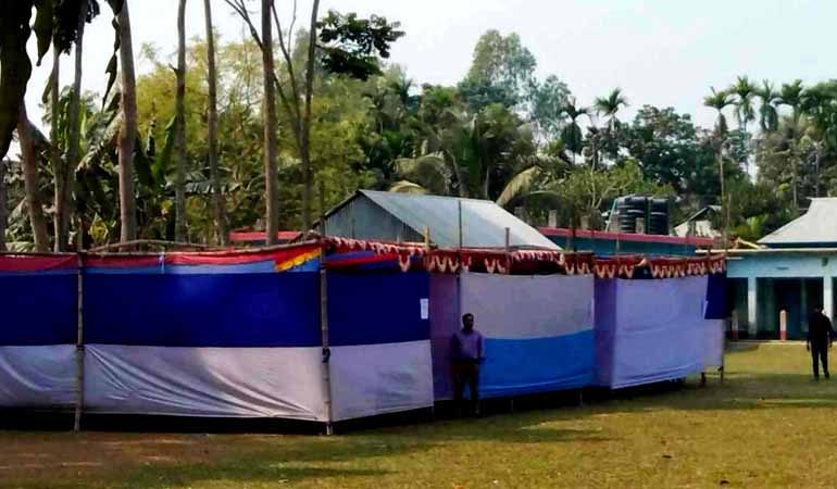 সামিয়ানার নিচে পরীক্ষা নেওয়া সেই কেন্দ্র সচিবকে অব্যাহতি