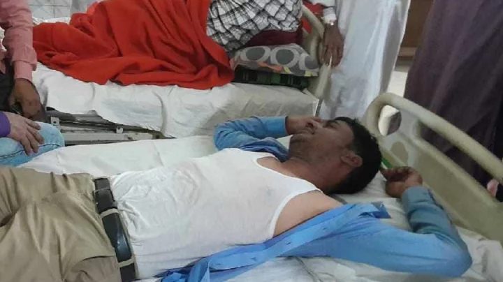 বকশীগঞ্জে সংবাদ সংগ্রহের সময় সাংবাদিকের ওপর হামলা