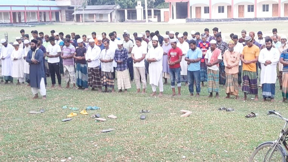 বৃষ্টির জন্য বিশেষ নামাজ আদায়