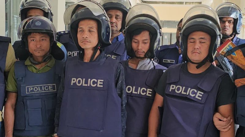 বান্দরবানে সোনালী ব্যাংকে হামলা: কেএনএফের আরও ৪ সহযোগী গ্রেপ্তার