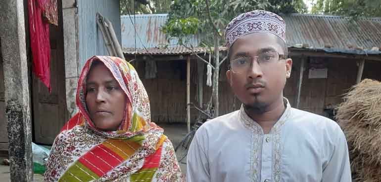 দুটি কিডনি নষ্ট, মায়ের কিডনি নিয়ে বাঁচতে চায় ইবি'র প্রাক্তন ছাত্র মামুন