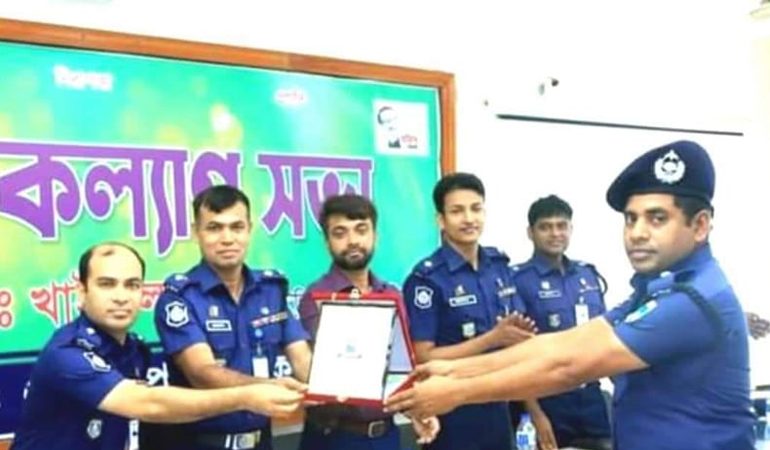 কুষ্টিয়া জেলার শ্রেষ্ঠ ওসি হলেন গোলাম মোস্তফা
