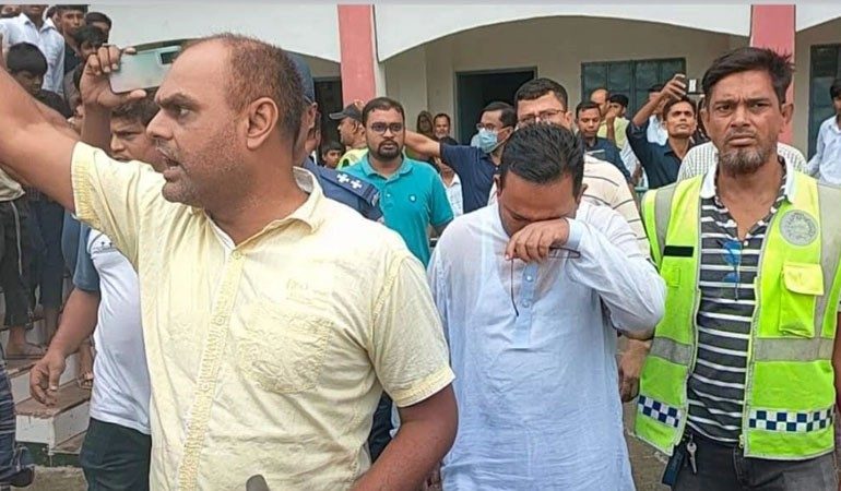 ছাত্রীকে যৌন হয়রানির মামলায় শিক্ষক গ্রেপ্তার
