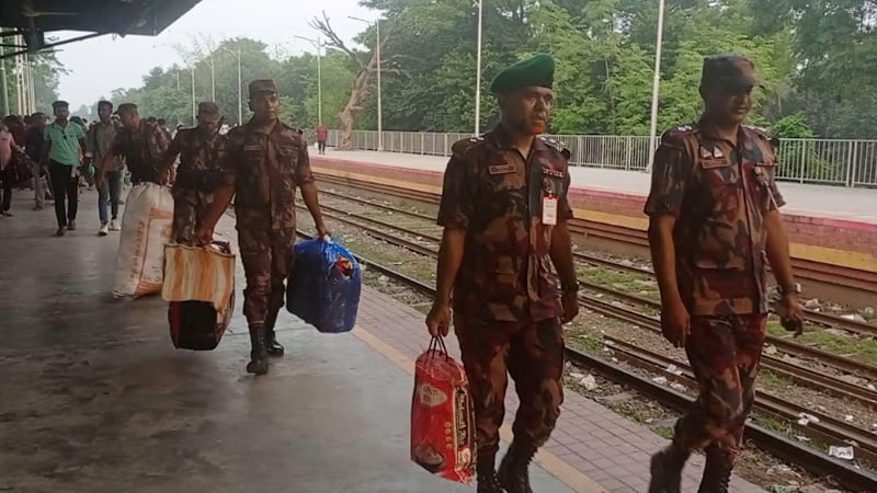 কুষ্টিয়ায় বেনাপোল এক্সপ্রেস থেকে ১১ কোটি টাকার মাদক উদ্ধার