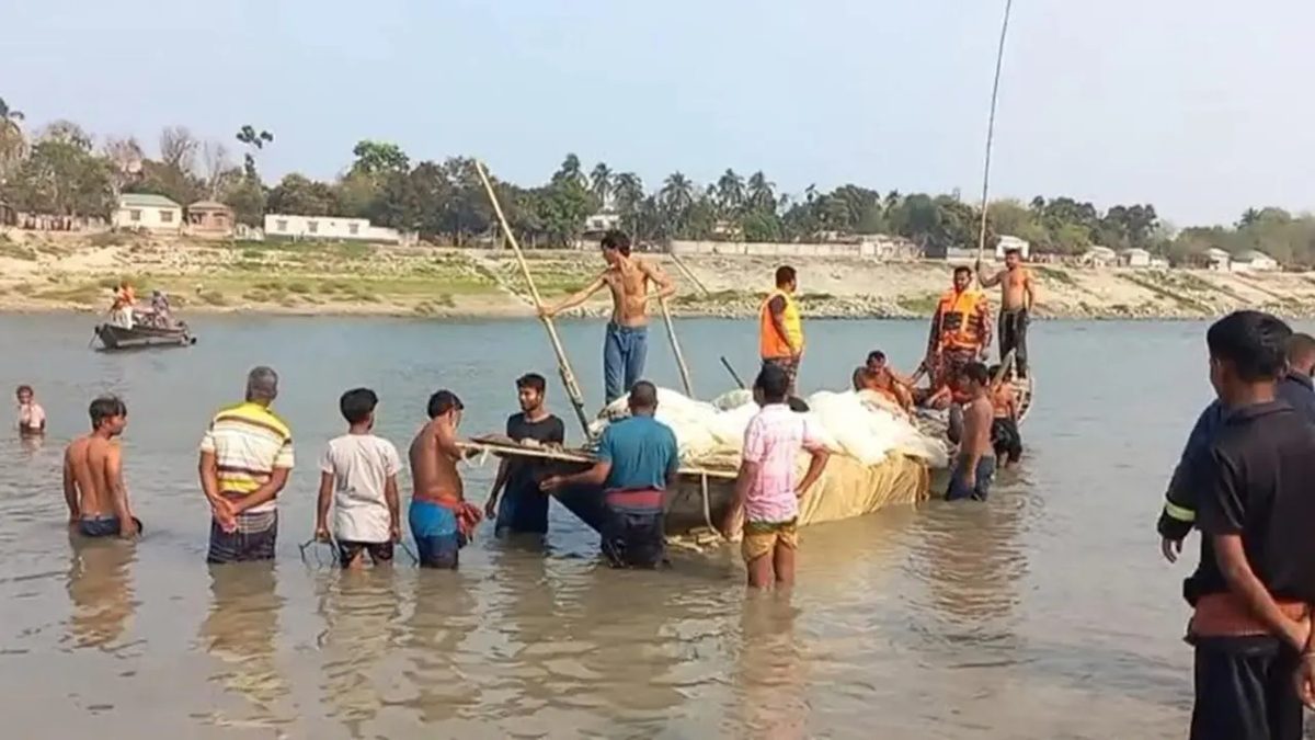 কুষ্টিয়ায় গড়াই নদীতে গোসল করতে গিয়ে দুই শিশু নিখোঁজ