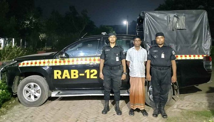 কুষ্টিয়ায় কিশোরী নির্যাতন, প্রধান আসামি গ্রেপ্তার